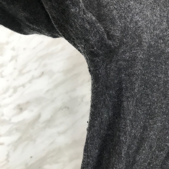 Aritzia Sunday Best Grey Heart Sweater Size Small - Picture 3 of 7